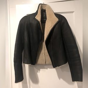 Cropped A Moveable Feast Black Shearling Fur Jacket Sz XXS/0 Moto Leather